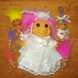 Vintage Troll Doll Lot Bride Troll with Dress 3 medium trolls 2 troll necklaces